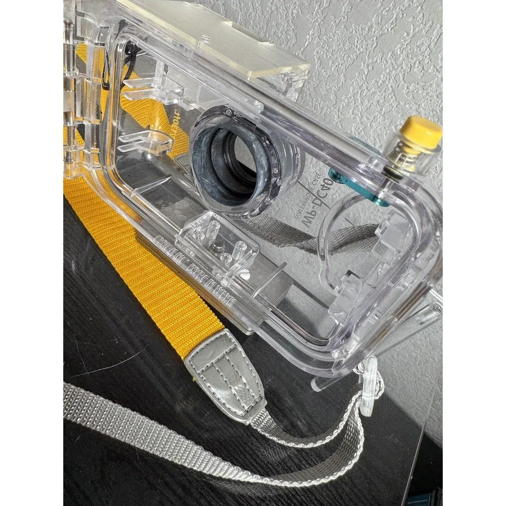 Canon WP-DC35 Waterproof Case for PowerShot S90 Camera W/Strap & Mounting Plates